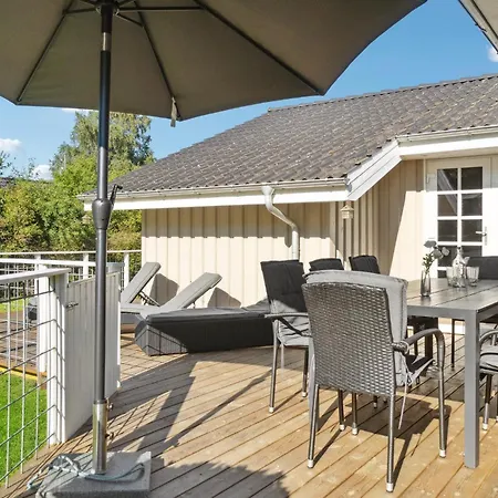 Baekholmen I Ferienhaus