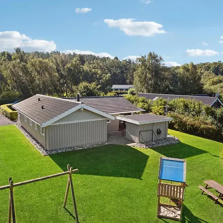 Holiday Home Baekholmen Ebeltoft I * Ebeltoft